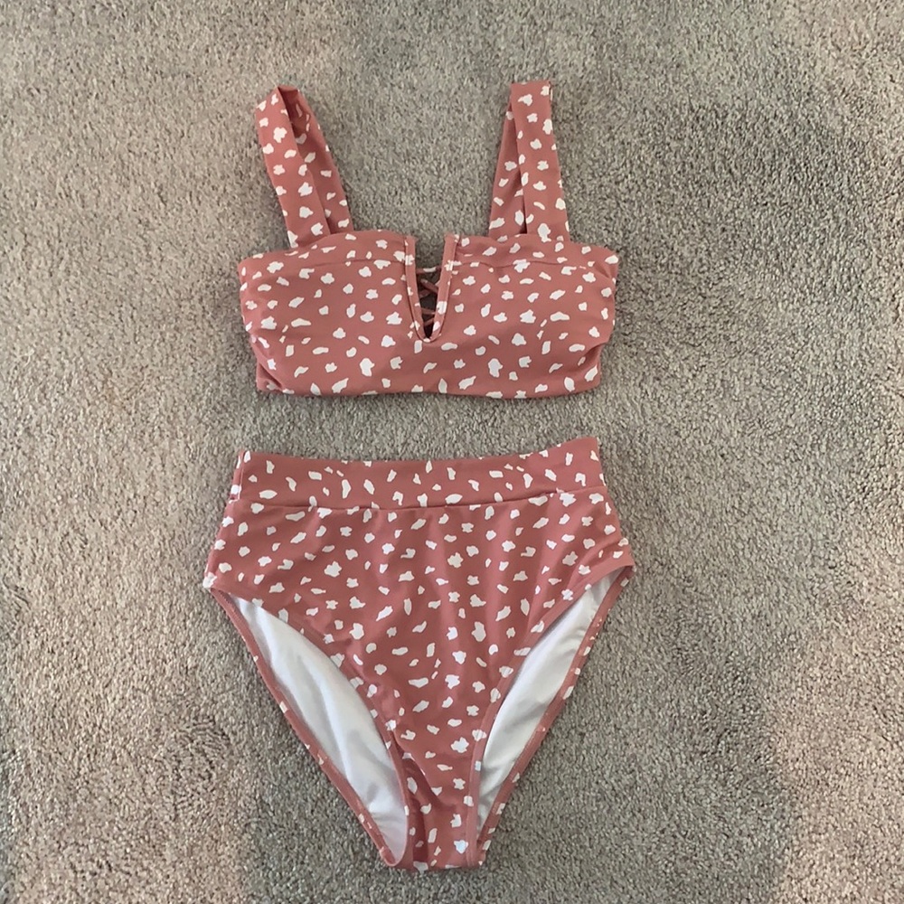 High waisted bikini